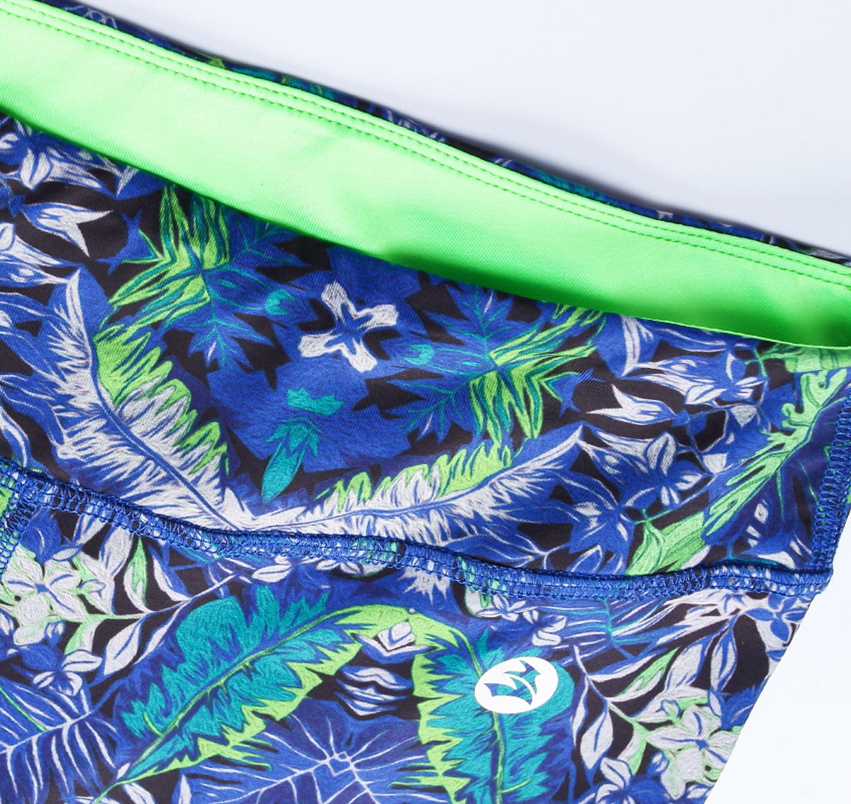 Contraste dentro de la banda de la cintura