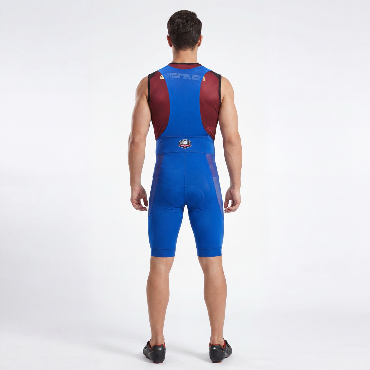 Pantalón corto con tirantes para hombre con panel de malla