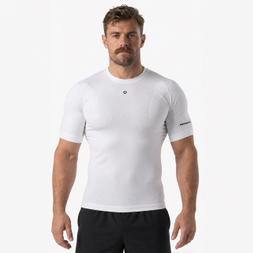 ENGINEERED PERFORMANCE Camisetas de manga corta para hombre