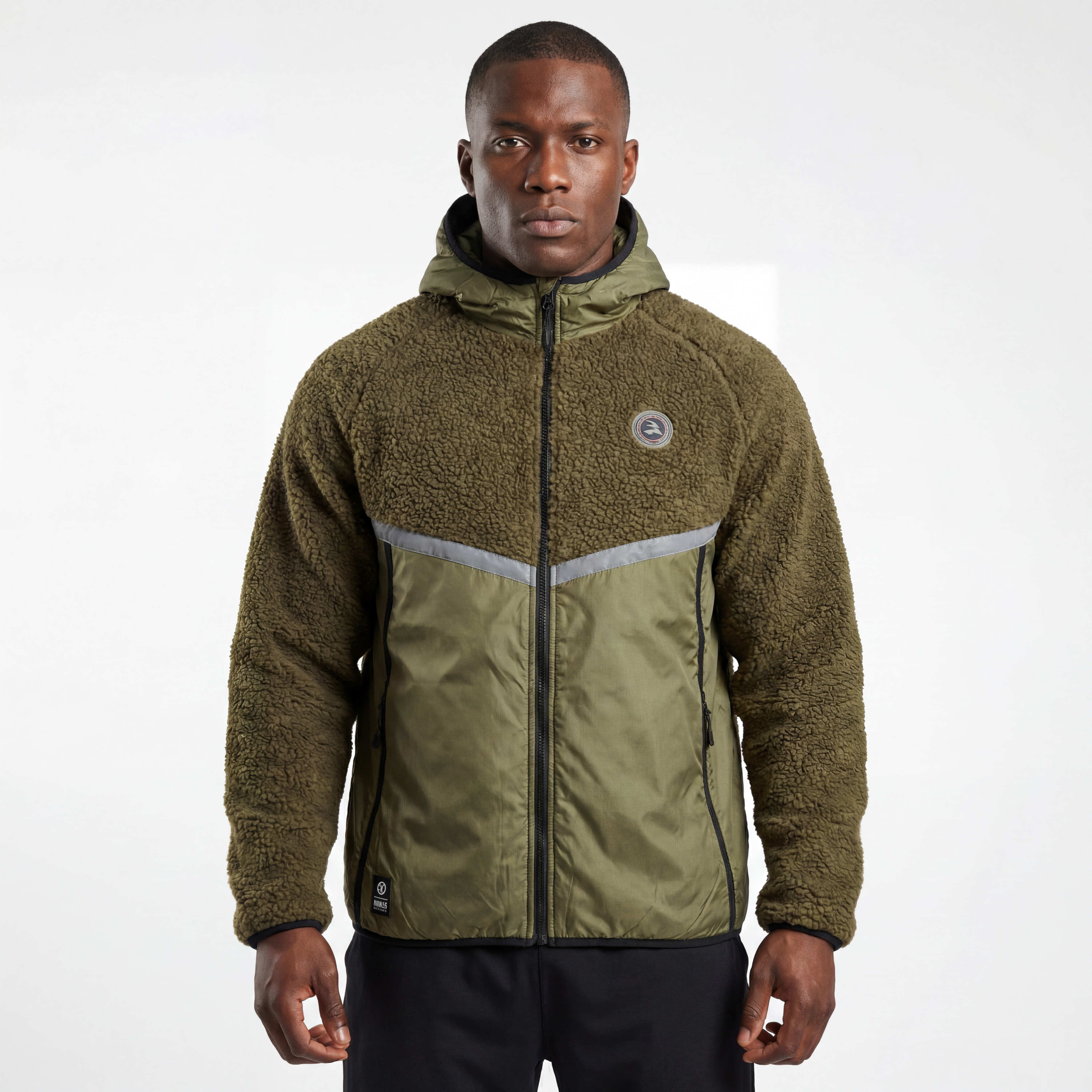 Chaqueta con capucha para exteriores de invierno con ribete reflectante y panel acolchado Sherpa consolidado para hombre