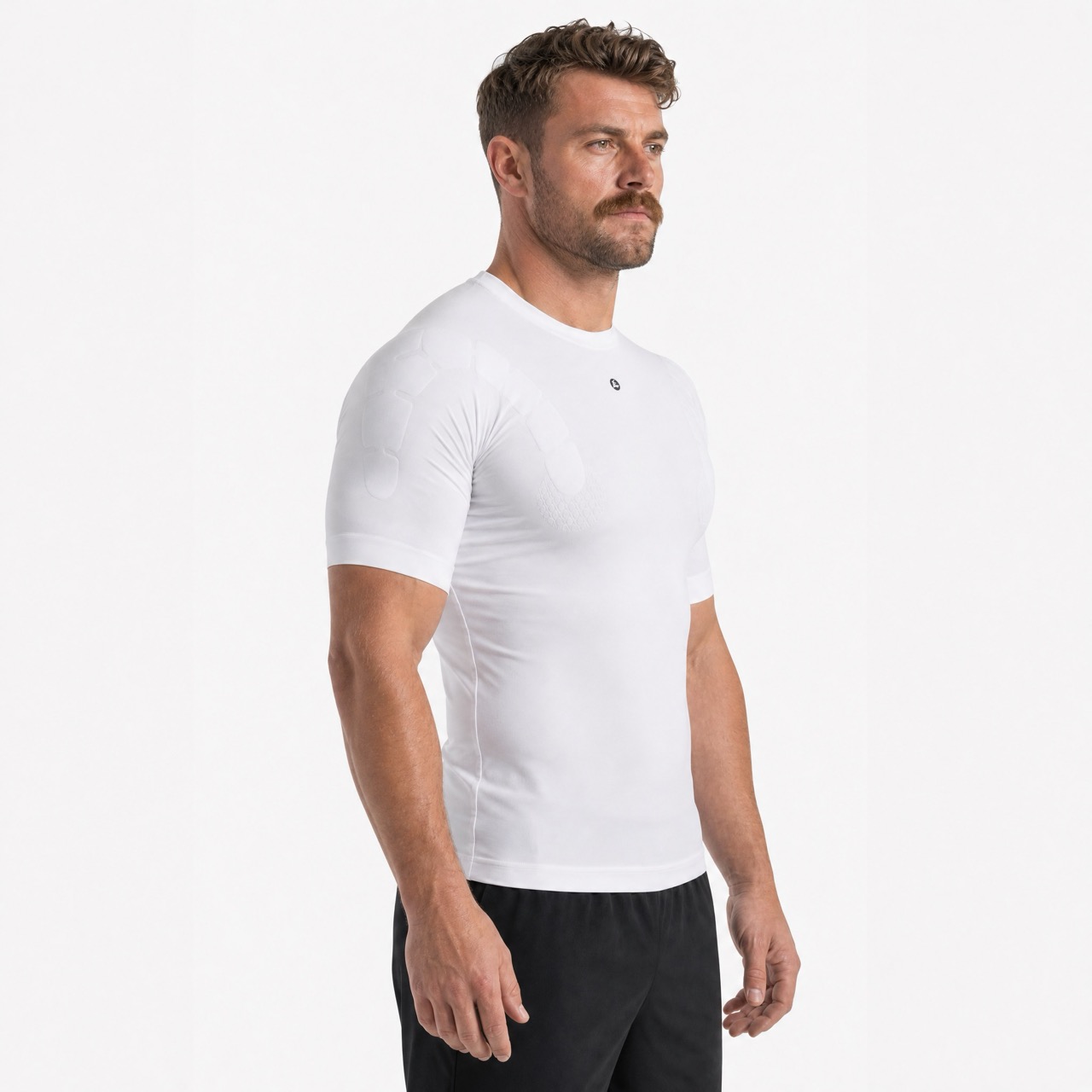 ENGINEERED PERFORMANCE Camisetas de manga corta para hombre